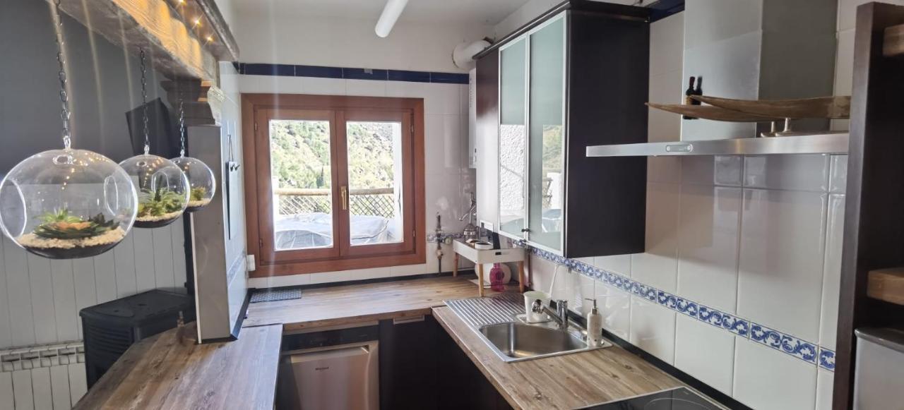 El Capricho De Trevelez Apartment Bagian luar foto